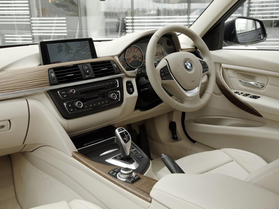  BMW 328i Sedan Modern Line 2012 года  (UK) (фото 11 из 11)
